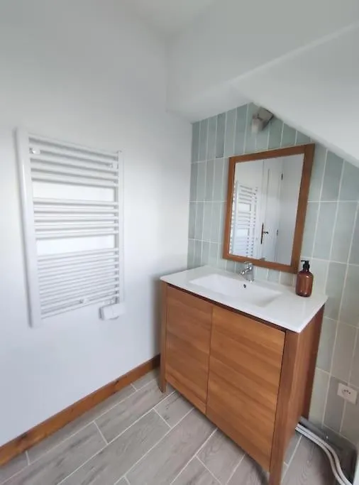 Hébergement de vacances Chez Madeleine - Maison 11 Pers. Parc Arbore 3000M² Lanobre