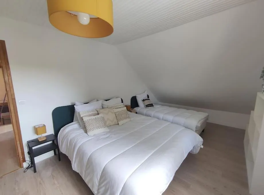 Hébergement de vacances Chez Madeleine - Maison 11 Pers. Parc Arbore 3000M² Lanobre