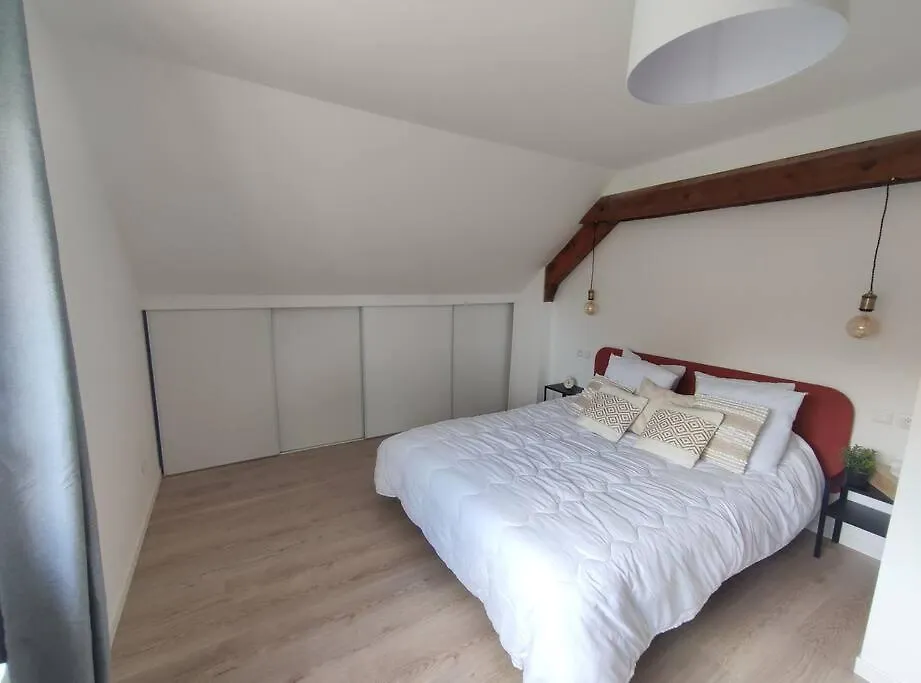 Chez Madeleine - Maison 11 Pers. Parc Arbore 3000M² Lanobre Hébergement de vacances